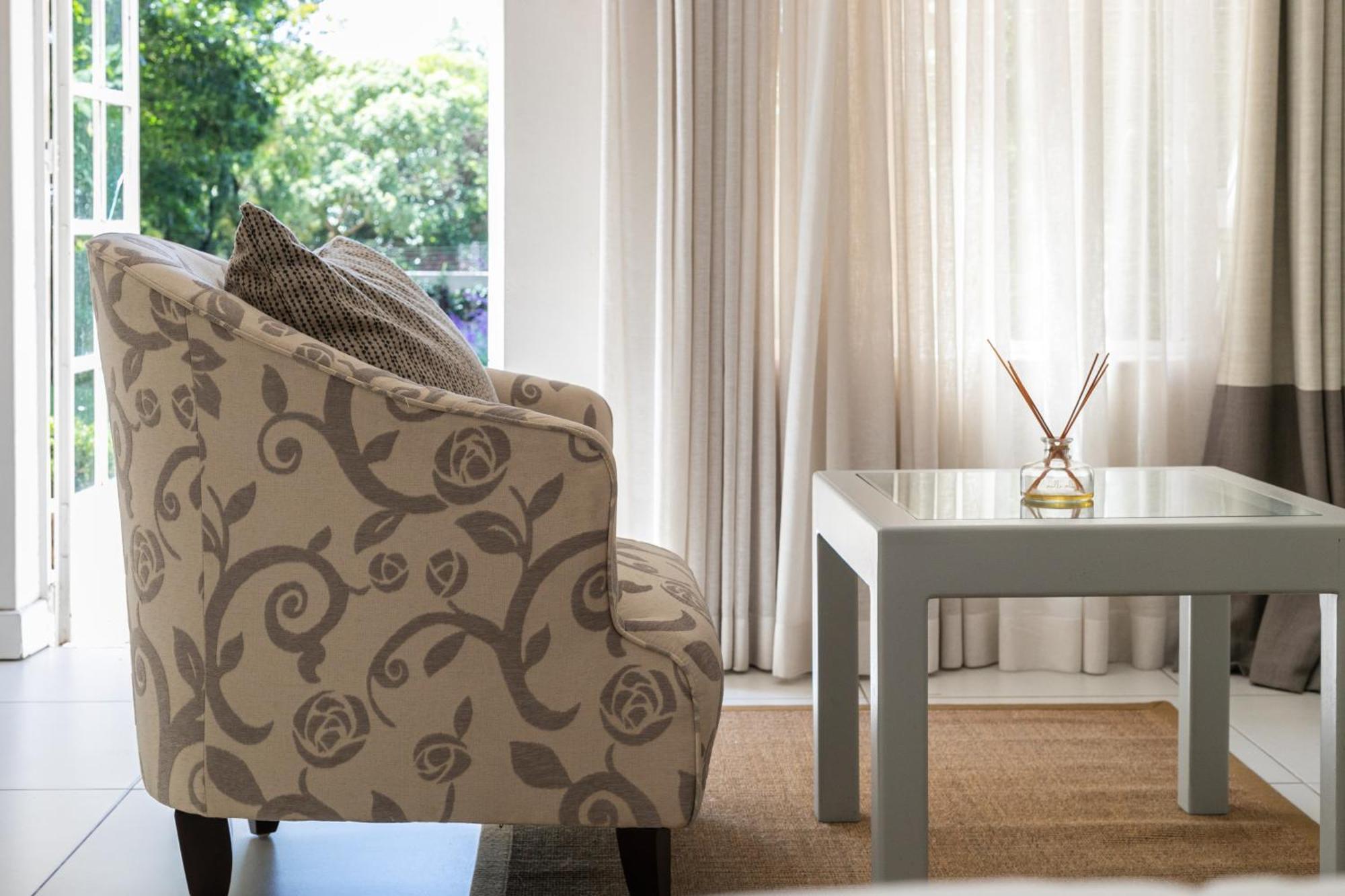 Emmarentia Guest House جوهانسبورغ المظهر الخارجي الصورة